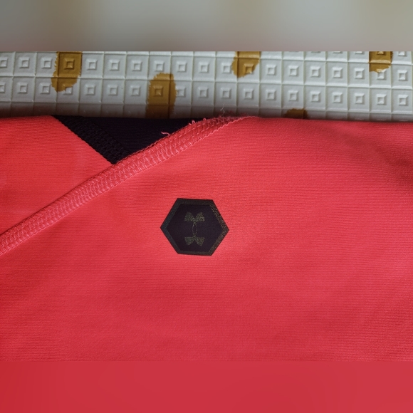 Underarmour athletic leggings size small - Picture 4 of 5